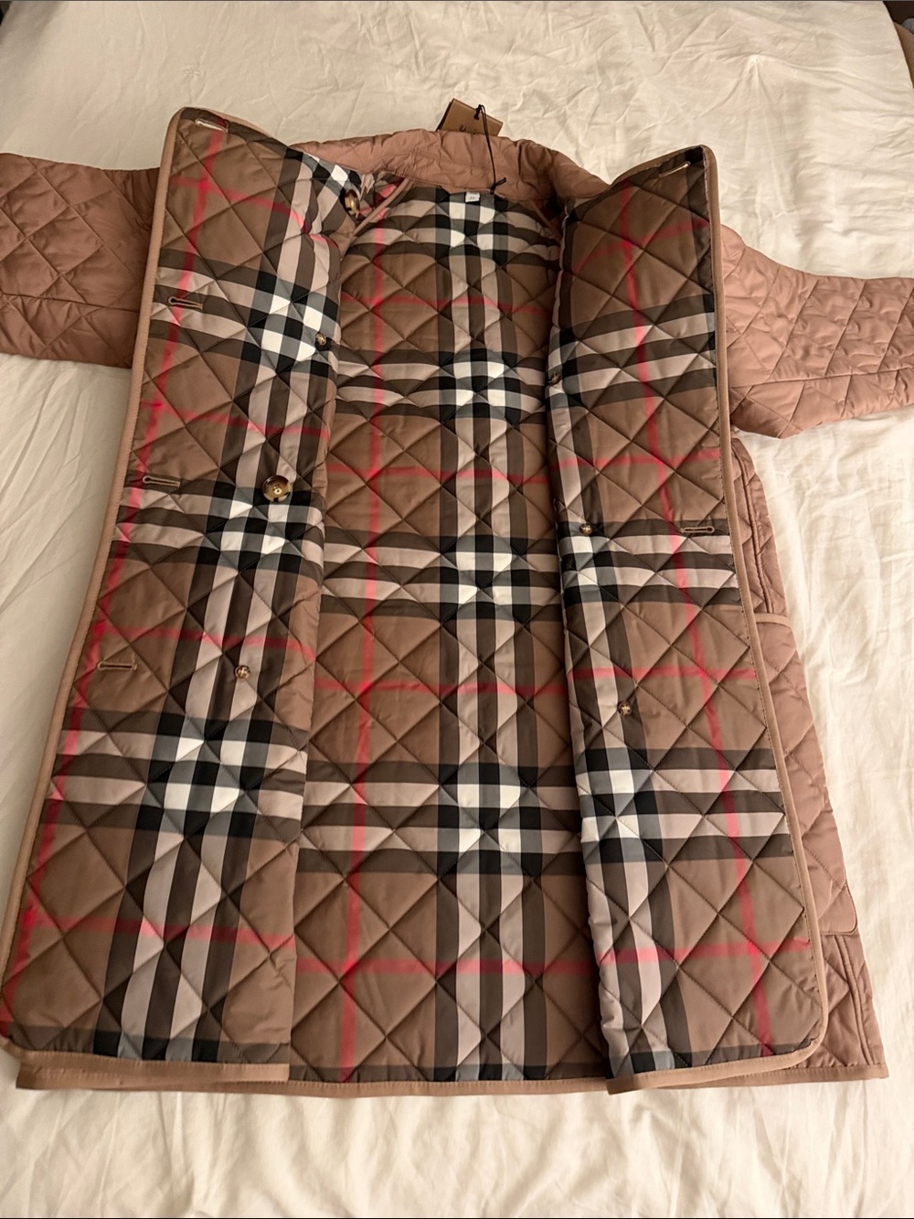 Burberry Quilted Double-Breasted Coat in Mauve - Picture 6 of 17